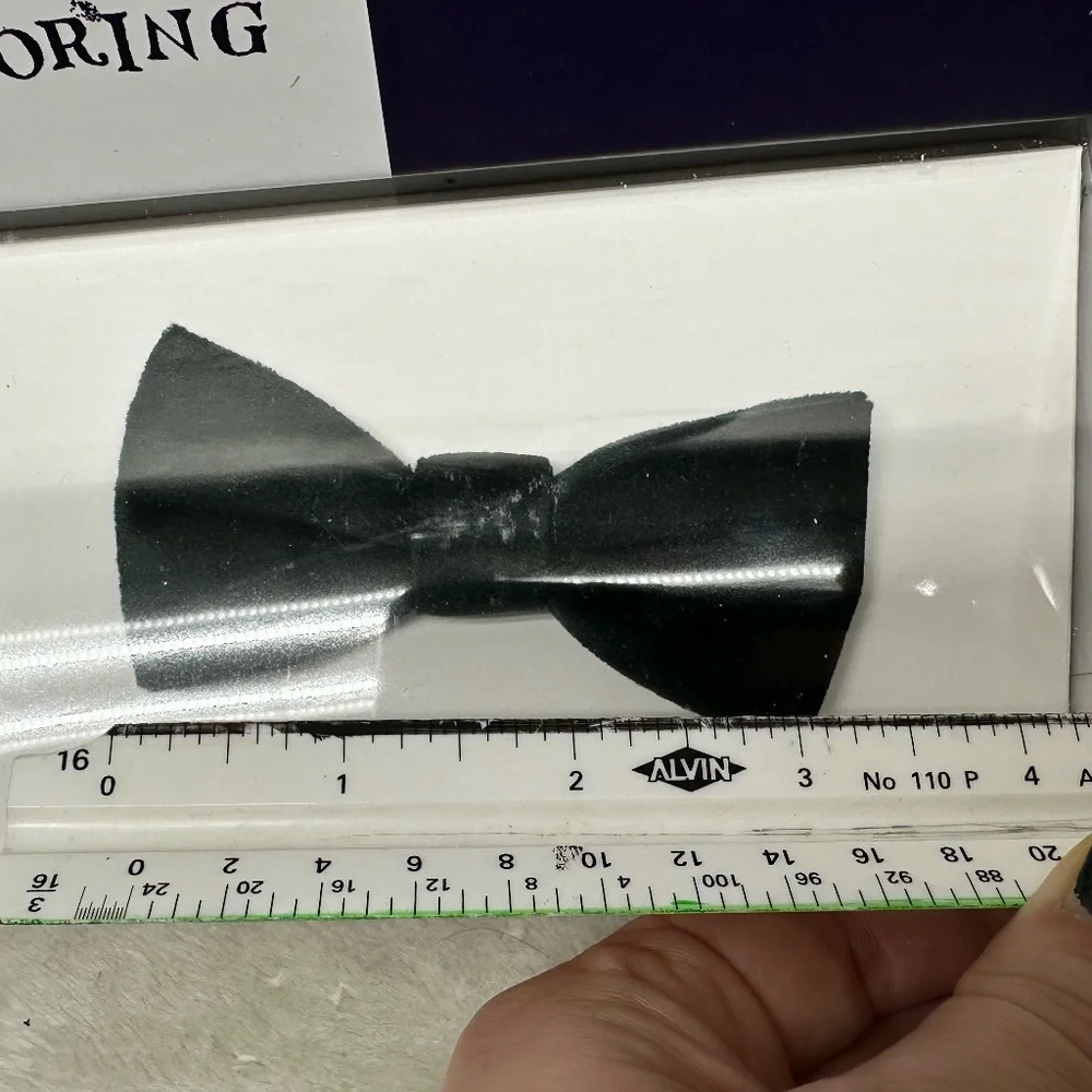 BACK TO SCHOOL Appaman Kids' Bow Tie in Forest Green Velvet